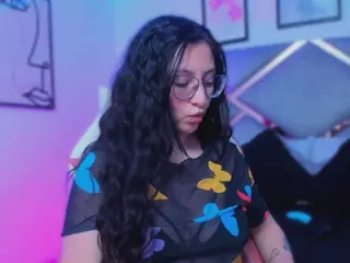 Lucy Joness's Live Sex Cam Show