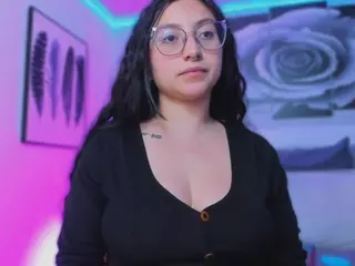 Lucy Joness's Live Sex Cam Show