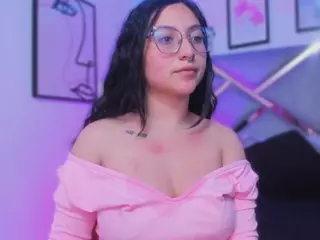 Lucy Joness's Live Sex Cam Show