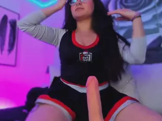 Lucy Joness's Live Sex Cam Show