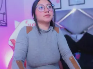 Lucy Joness's Live Sex Cam Show