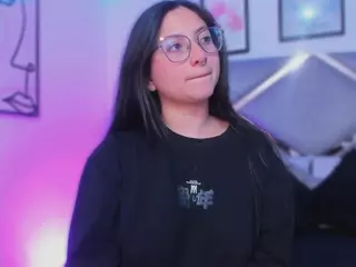 Lucy Joness's Live Sex Cam Show