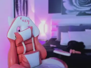 Lucy Joness's Live Sex Cam Show