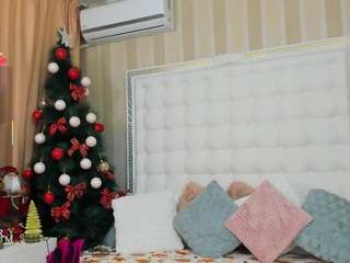 kinkyofficee Drinking live webcam