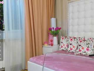 kinkyofficee