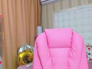 kinkyofficee
