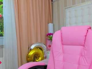 kinkyofficee live webcam show
