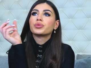 vanessa-rose's CamSoda show and profile