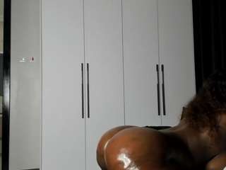 perfect-black-ass webcam