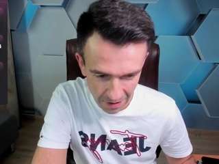 stevetiger Live Webcam on {site_name}