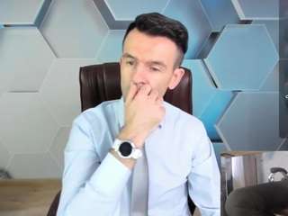 stevetiger Live Webcam on CamSoda