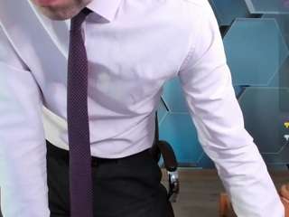 le modèle stevetiger est en webcam porno dans un show sur le site camsoda, il possède les tags suivants: average,bedroom,black hair,brown eyes,dildo,fetish,living room,orgasm,tease,hd