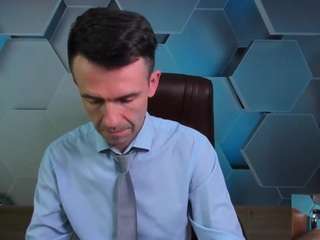 stevetiger's CamSoda show and profile