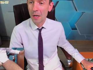Live cam show with SteveTiger