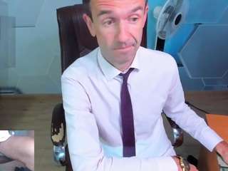 Live cam show with SteveTiger