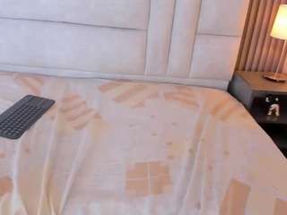  eymi-tomsom chat room