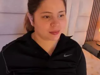 Eymi's Live Sex Cam Show