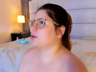 Eymi's Live Sex Cam Show
