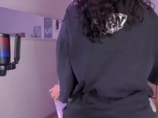 Amaia's Live Sex Cam Show