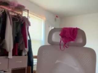 itstaylorofficial's CamSoda show and profile