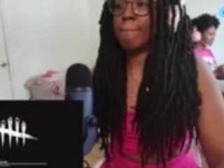 Ce modèle est en direct maintenant. itstaylorofficial