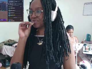 itstaylorofficial's live room