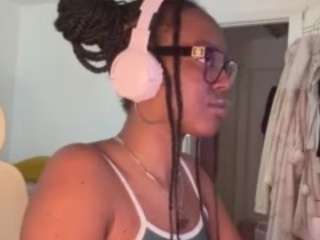 itstaylorofficial's live room