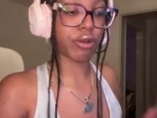 itstaylorofficial's live room