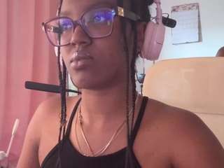 itstaylorofficial's live room
