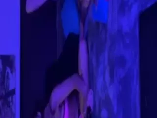 Babieybop23's Live Sex Cam Show