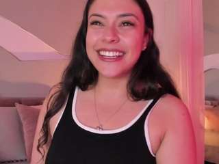 HOTTIE NICOLLE