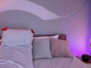nicolle-w's live room