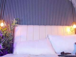 anaisclark's live room