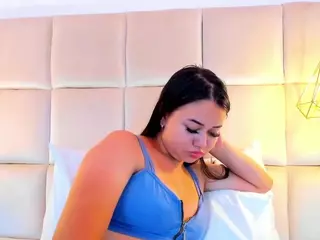 AnaisClark's Live Sex Cam Show