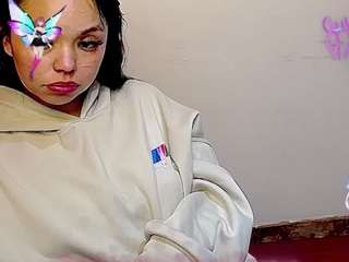 emerald00 live cam profile