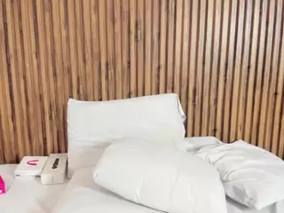 veronica's Live Sex Cam Show