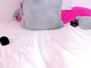 allyson-cute Live Webcam on CamSoda