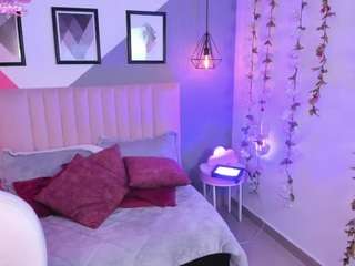 harper-woods live cam profile