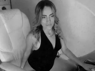 Harper-woods's Live Sex Cam Show