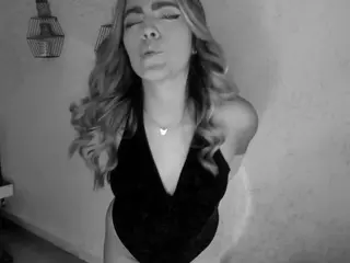 Harper-woods's Live Sex Cam Show