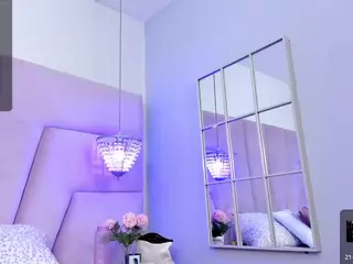 BerverlyMD's Live Sex Cam Show