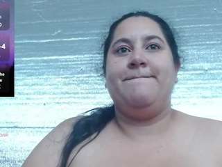 emily-nessa Live Webcam on CamSoda