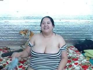 emily-nessa camsoda