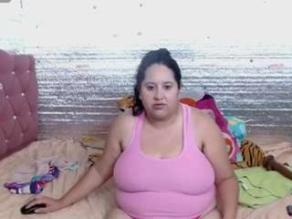 emily-nessa