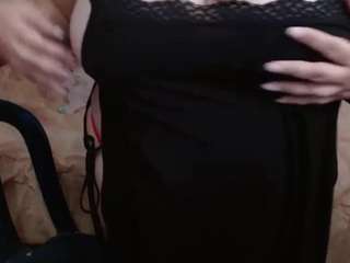 emily-nessa