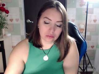 korolek12 from CamSoda is Freechat