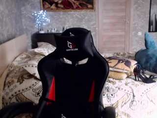 korolek12 live cam profile