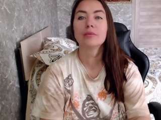 korolek12 live webcam show