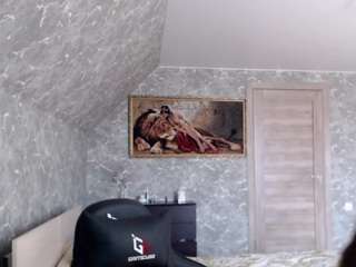 korolek12 live webcam show