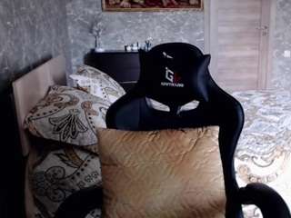 Korolek12 live webcam show